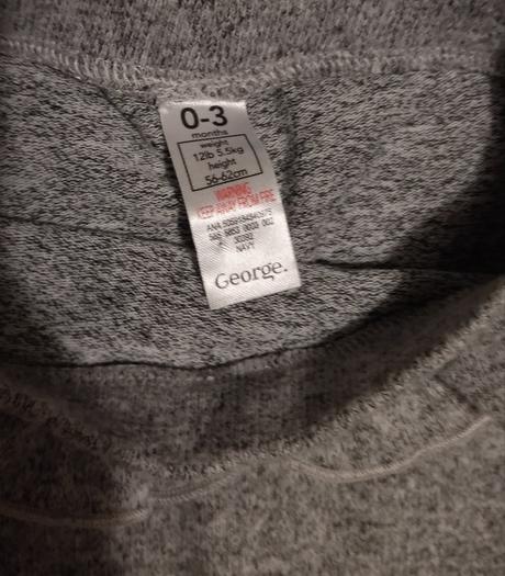 Rozkošné tepláčiky a volánom, george,62