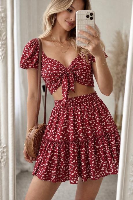 Krásny letný komplet sukne a topu značky shein, 