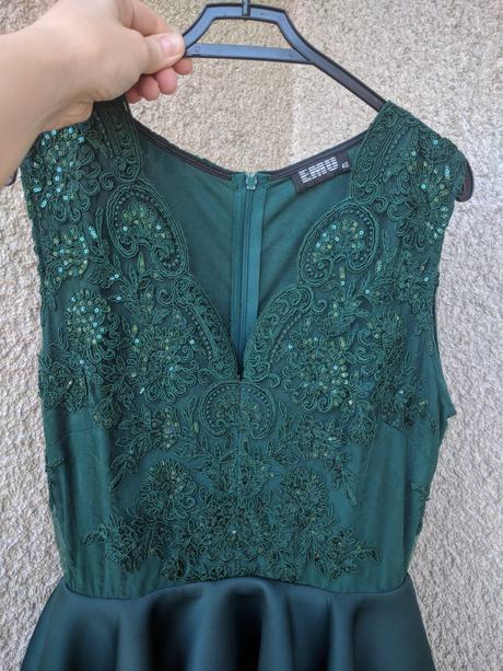 Spoločenské šaty smaragdové, 40