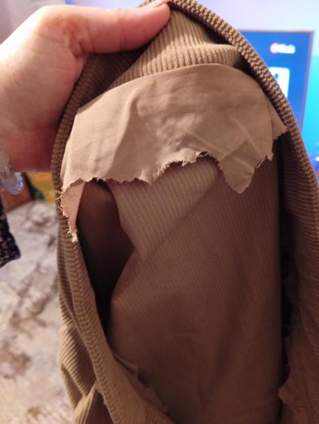 Mencestrova sukna, m