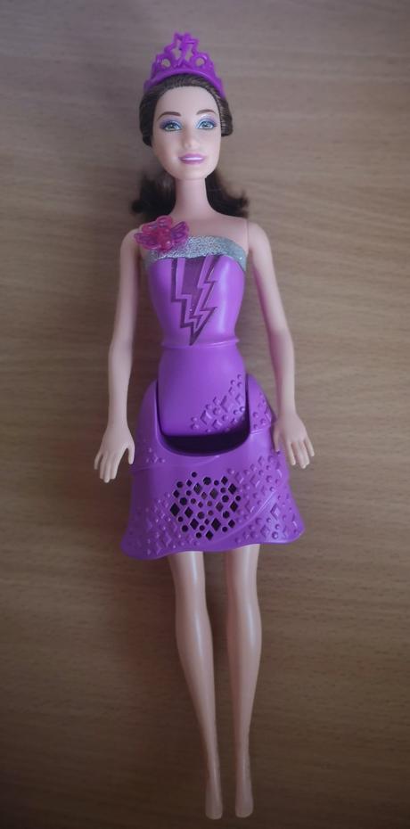 Origin.bábika barbie z rozprávky odvážna princezná,