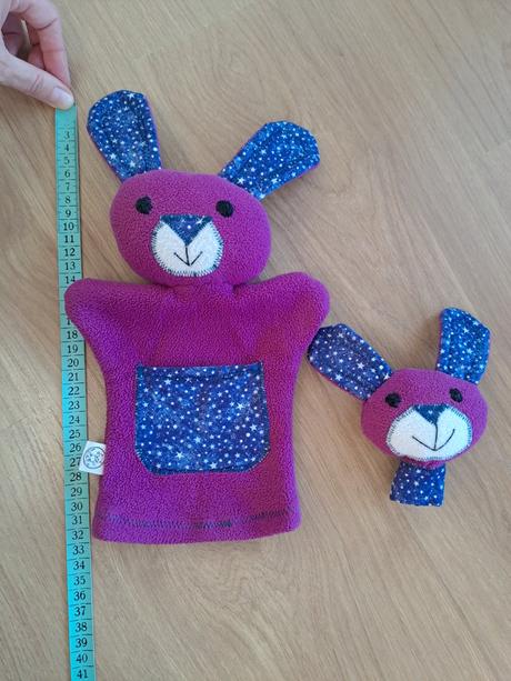 Maňušky zajkovia na ruku sashe,