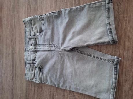 Kratke nohavice, zara,152