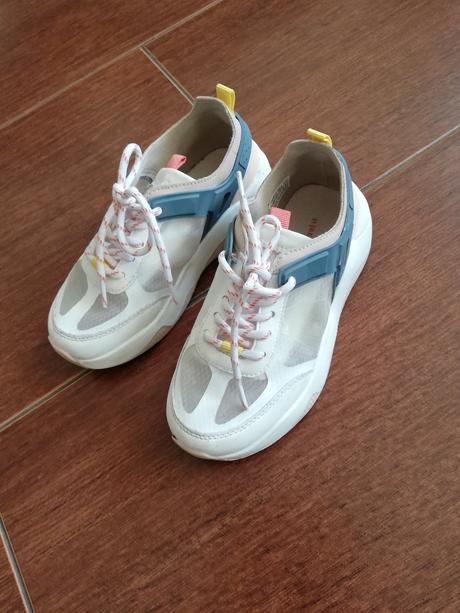 Tenisky, reserved,31