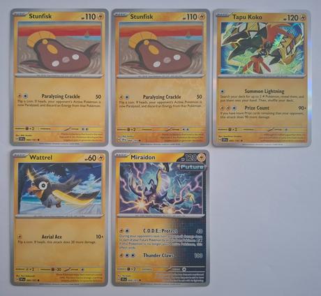Pokémon karty "surging spark's" (2),
