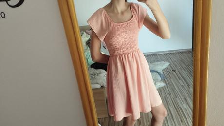 Dievčenské šaty, 152