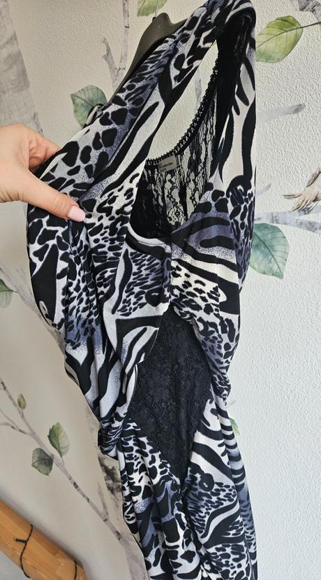 Dámske koktejlové šaty s čipkou, m