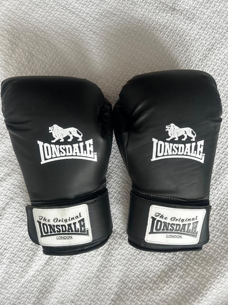 Boxerské rukavice lonsdale, 