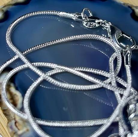 Retiazka so srdiečkom, 