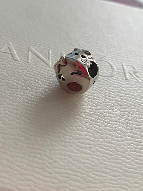 Pandora koralka, pandora