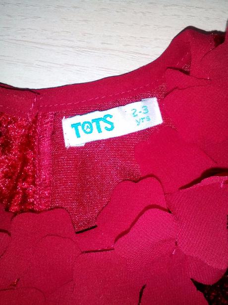 Zamatové šatočky, 92