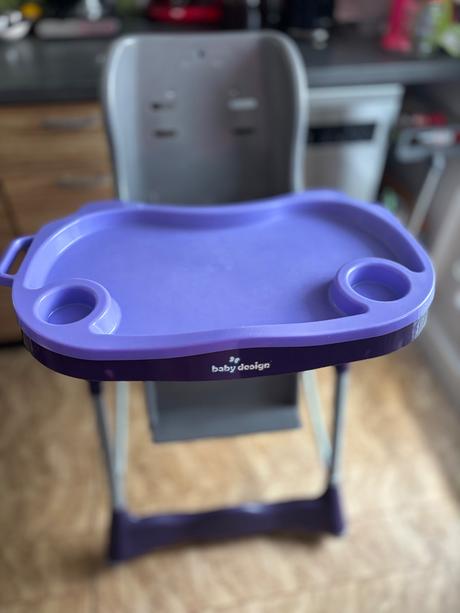 Jedálenská polohovateľná stolička, baby design