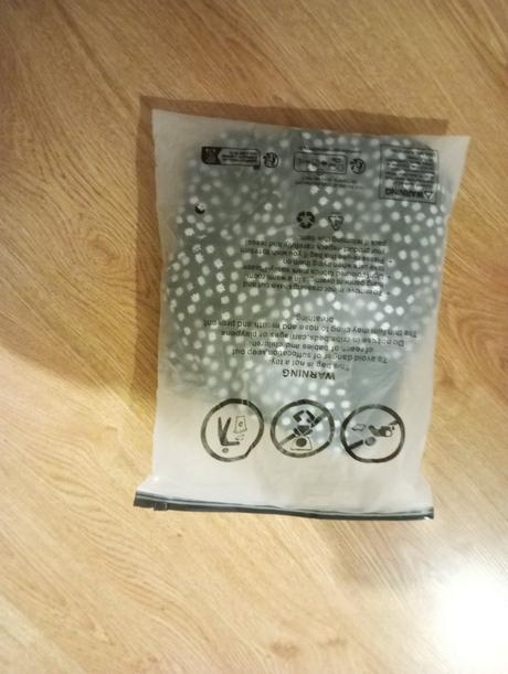 Ľahučký overal, m