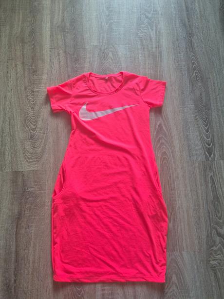 Šaty nike, nike,s
