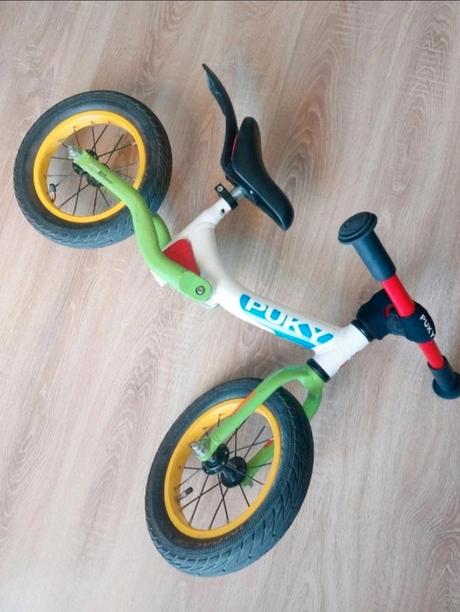 Odľahčené odrážadlo puky lr ride s blatníkom, puky