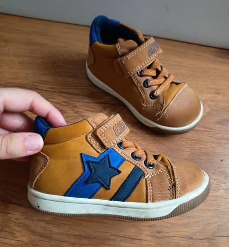 Chlapčenské vysoké tenisky, 23