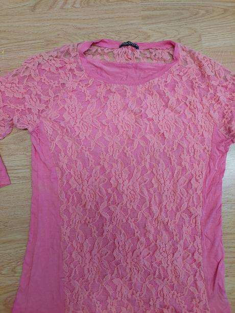 Ruzove predlzene tricko s cipkou, m