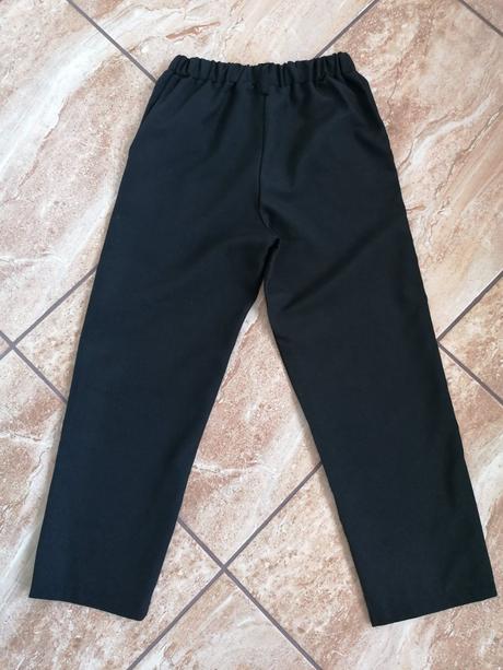 Chlapčenský oblek, 134