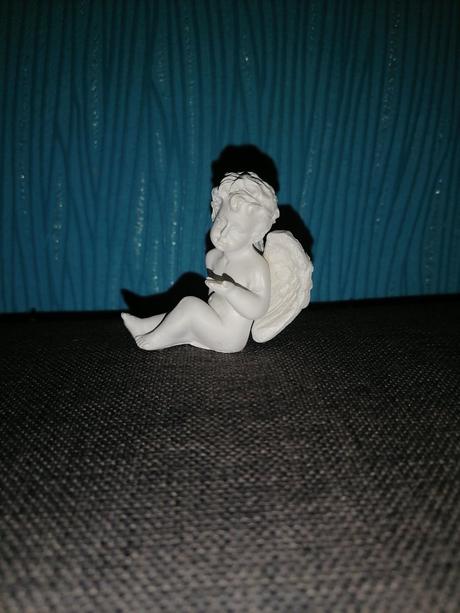 Soška malého anjela, 