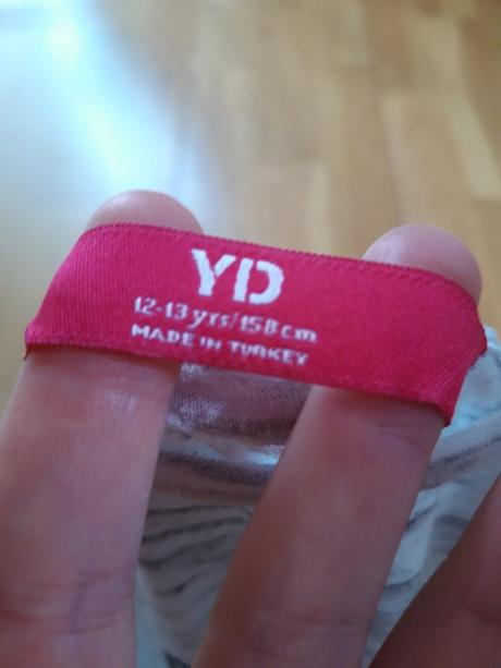 Dievčenské tielko, 146