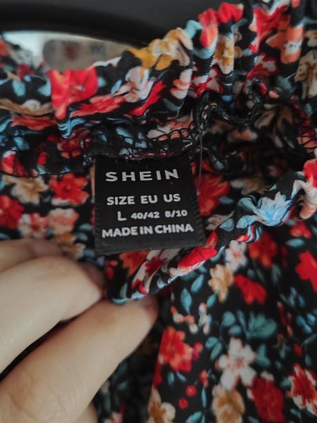 Kvietkovaná sukňa, l