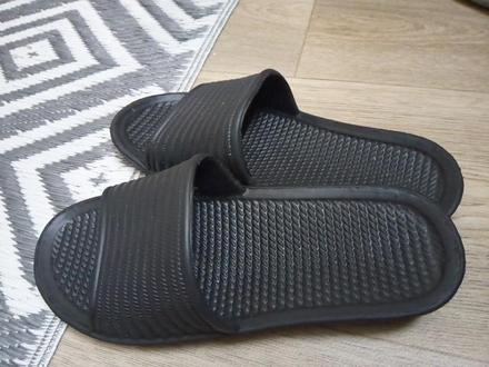 Ľahúčke šľapky aj po byte 36/37, 37