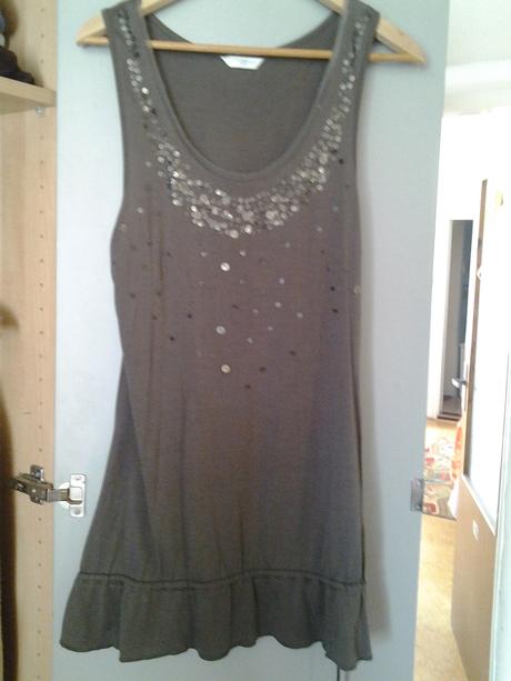 Sviatocne tielko s flitrami, new look,l