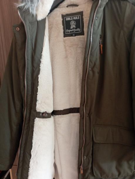 Dievčenská bunda, c&a,176