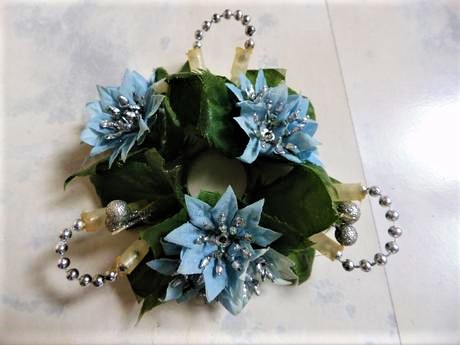 Ozdobný venček na sviečku,