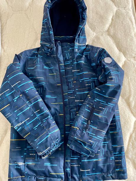 Zimná lyžiarska bunda, 152