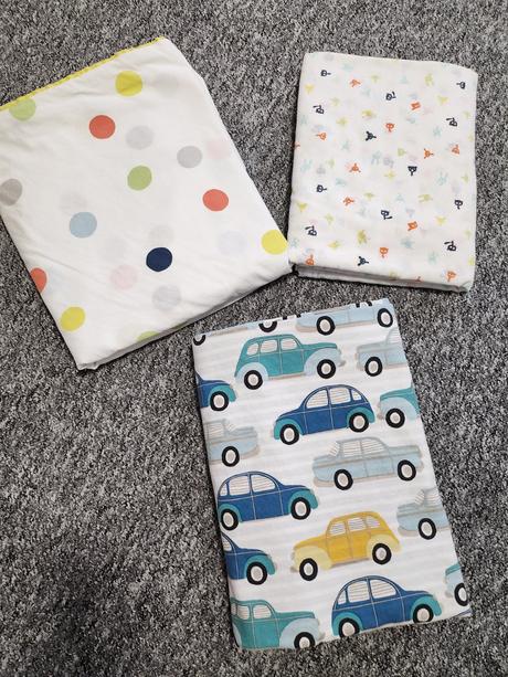 Ikea set do postieľky /perina, vankúš, 3xobliečky/, šírka (cm): 110,dĺžka (cm): 120