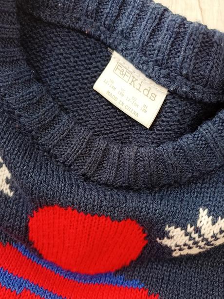 Vianočný sveter, f&f,86