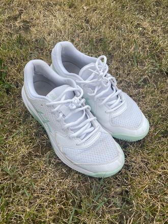 Tenisky halovky asics, asics,40
