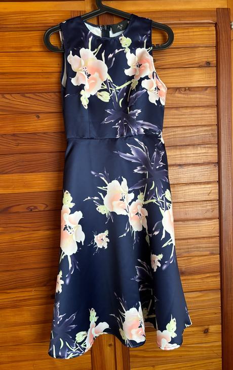 Spolocenske saty kvetovane, s