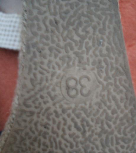 Látkové sandále, 38