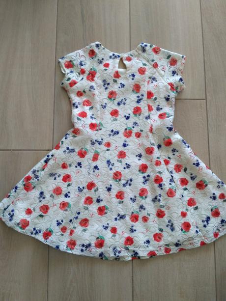 Šatičky s podšívkou s poľnými kvetmi, young dimension,98