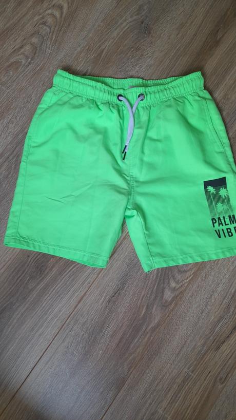 Plavky- šortky, 152