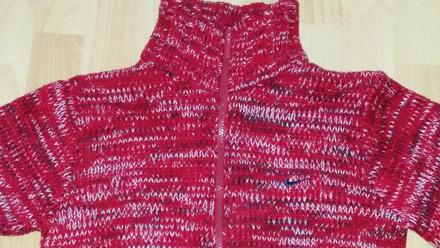 Pleteny teply sveter, nike,m