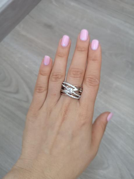 Bižutéria - prsteň, c&a