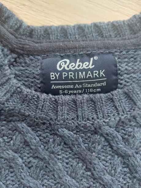 Svetrik, primark,116