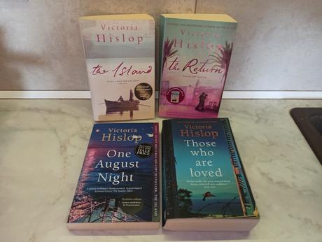 Victoria hislop v anglictine xs24,