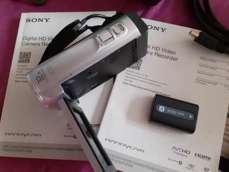 Videokamera sony cx220e, sony