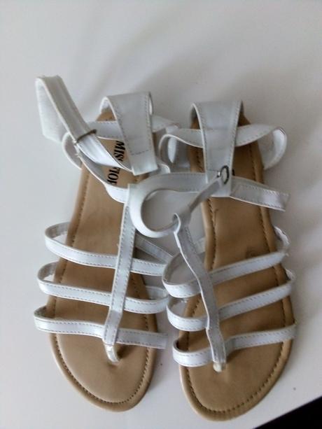 Sandálky, miss fiori,33