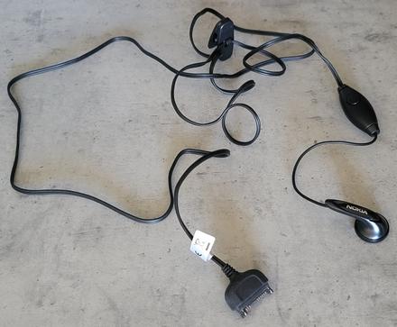 Slúchatko zn. nokia, nokia