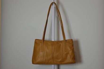 Kožená kabelka, 