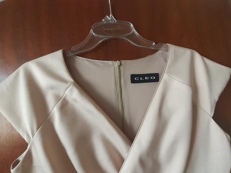 Spoločenské šaty, 46