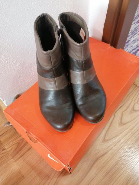 Kotnikové topánočky, 37