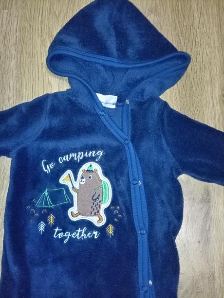 Dva hrubšie overaly, 74