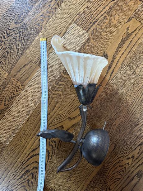 Lampa nástenná na malu ziarovku, 