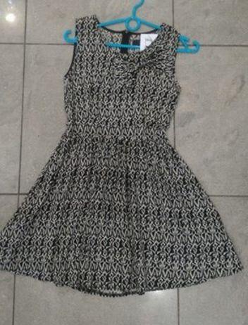 Dievcenské šaty xs, 34